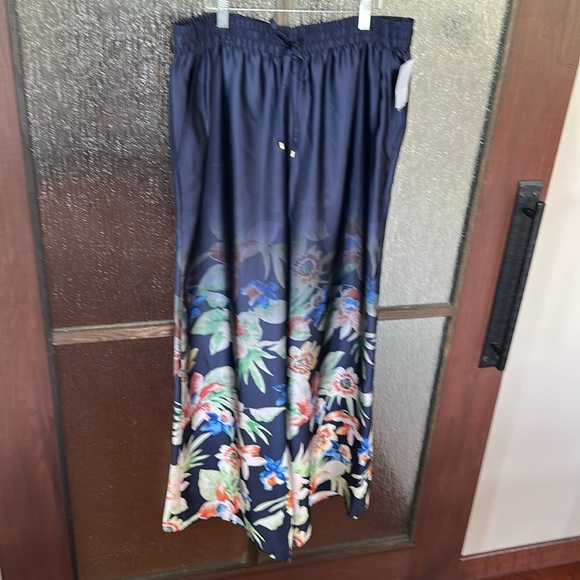 Lauren Ralph Lauren wide leg floral bottom drawstring pants size XL. - Picture 6 of 14